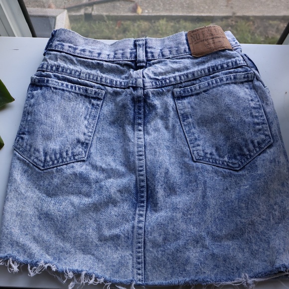 VINTAGE ACID WASH HIGH WAIST DENIM SKIRT - Picture 4 of 8